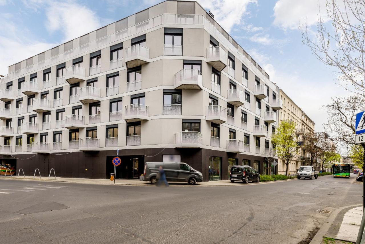 Apartments Poznan Fabryczna By Renters Exteriör bild